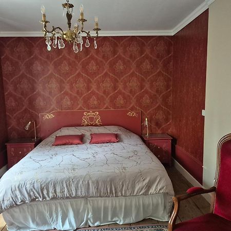 Chateau La Hussardiere Dampierre-sur-Salon Buitenkant foto